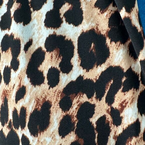 Leopard Print Open Cardigan Top and black pant - Picture 6 of 8